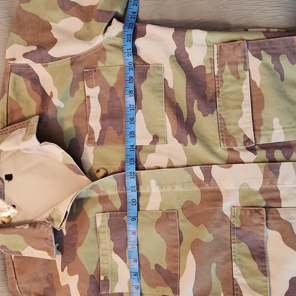 Forever 21 Camo Shacket Jacket - Picture 9 of 10